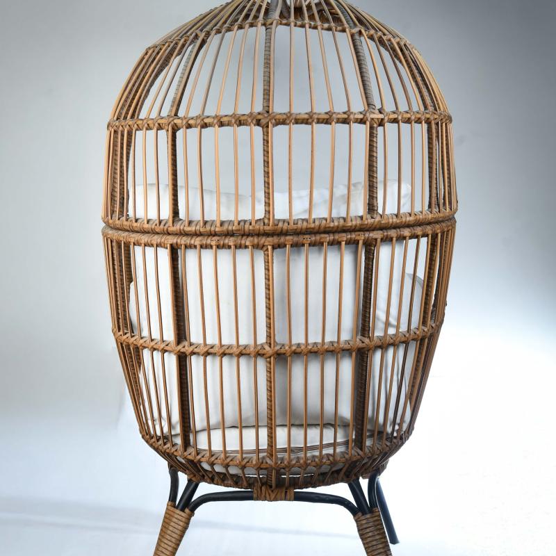 Egg Love Chair