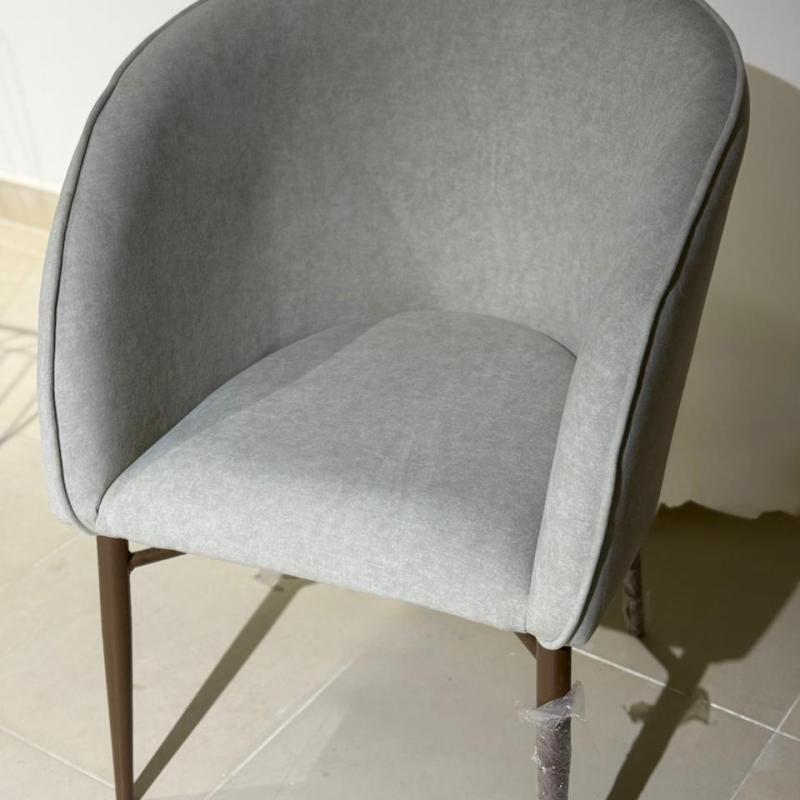 Indoor seating set for a cafe