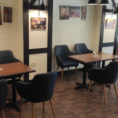 Upholstered Armchair for Cafés & Restaurants – Code: LNZ-305