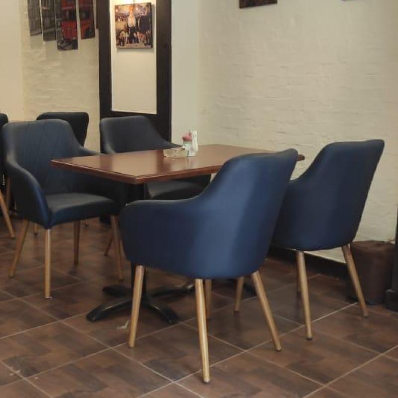 Upholstered Armchair for Cafés & Restaurants – Code: LNZ-305
